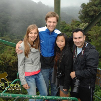 Cloudforest experience in Monteverde friendship picture