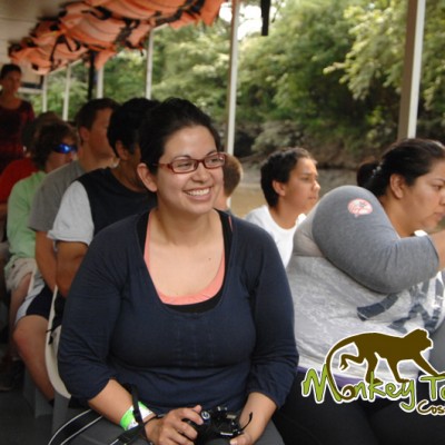 Experience the Palo Verde boat tour with Monkey Tours